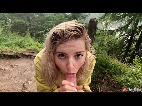 ❤️ Ragazza ingoia lo sperma dopo un pompino in pubblico - Eva Elfi ️❌ Video di sessoal it.special-grasser.ru ❌